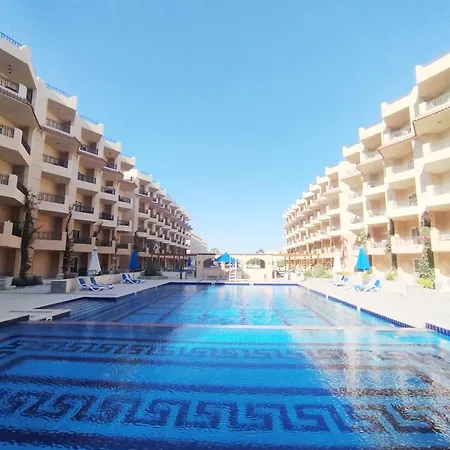 Selina Bay Resort M