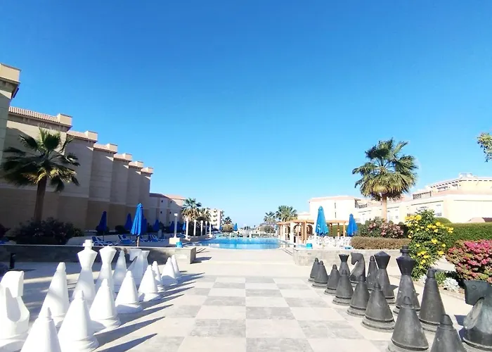 Selina Bay M Hotel 4*